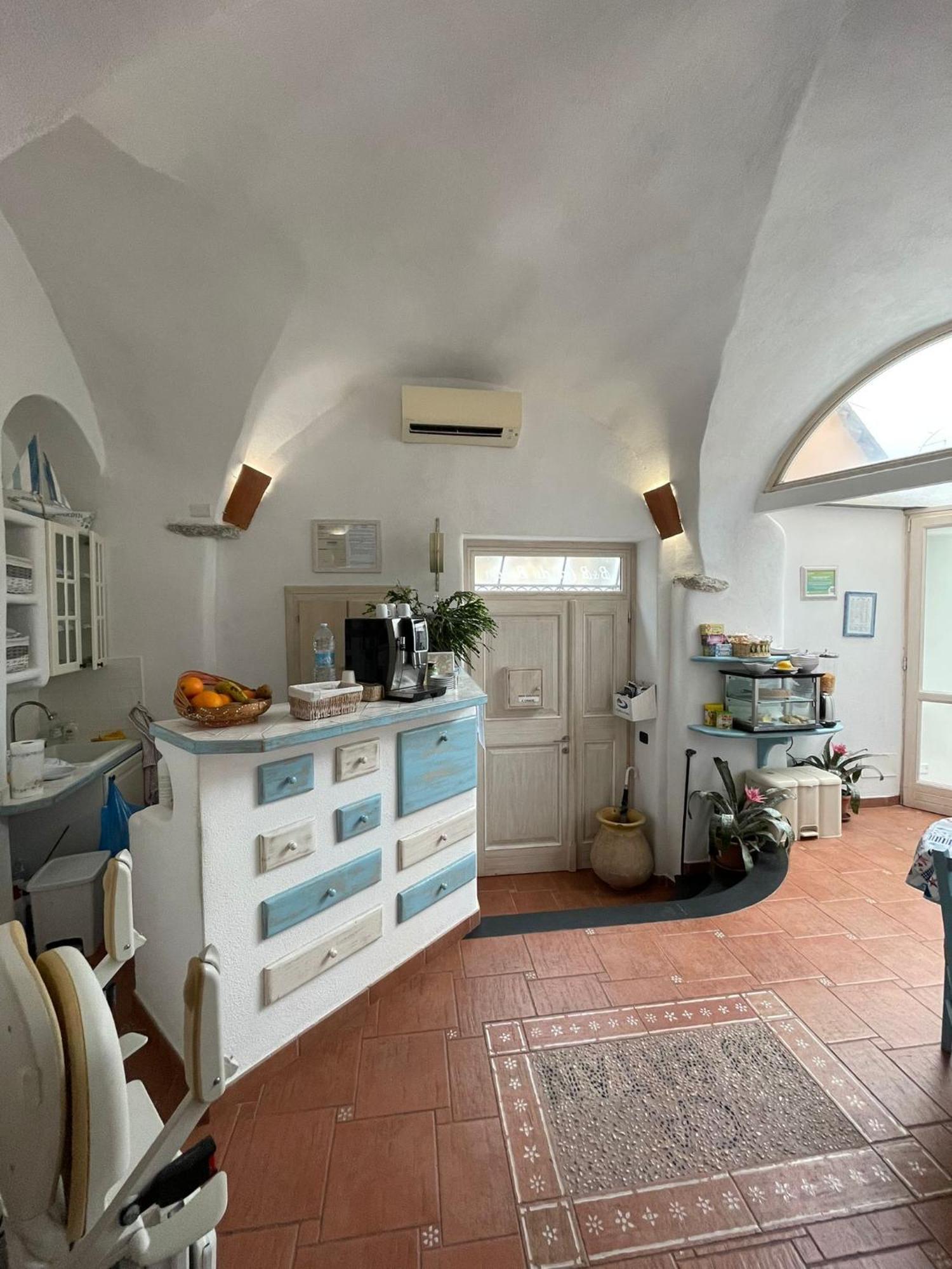 Ca' Du Batan Bed and Breakfast Spotorno Eksteriør billede