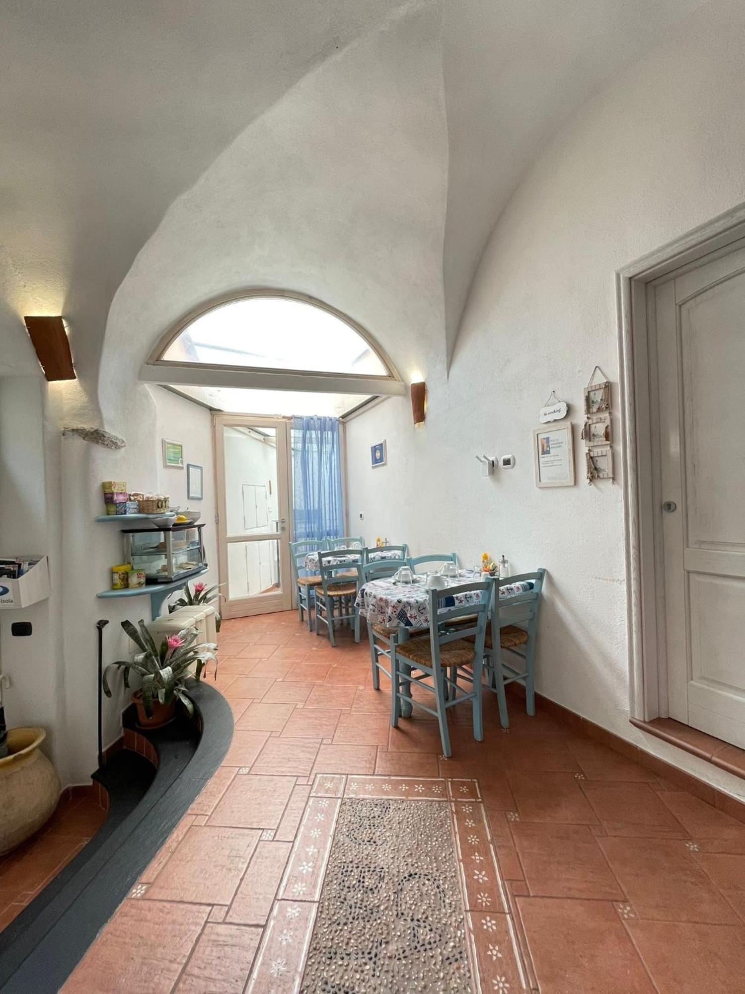 Ca' Du Batan Bed and Breakfast Spotorno Eksteriør billede
